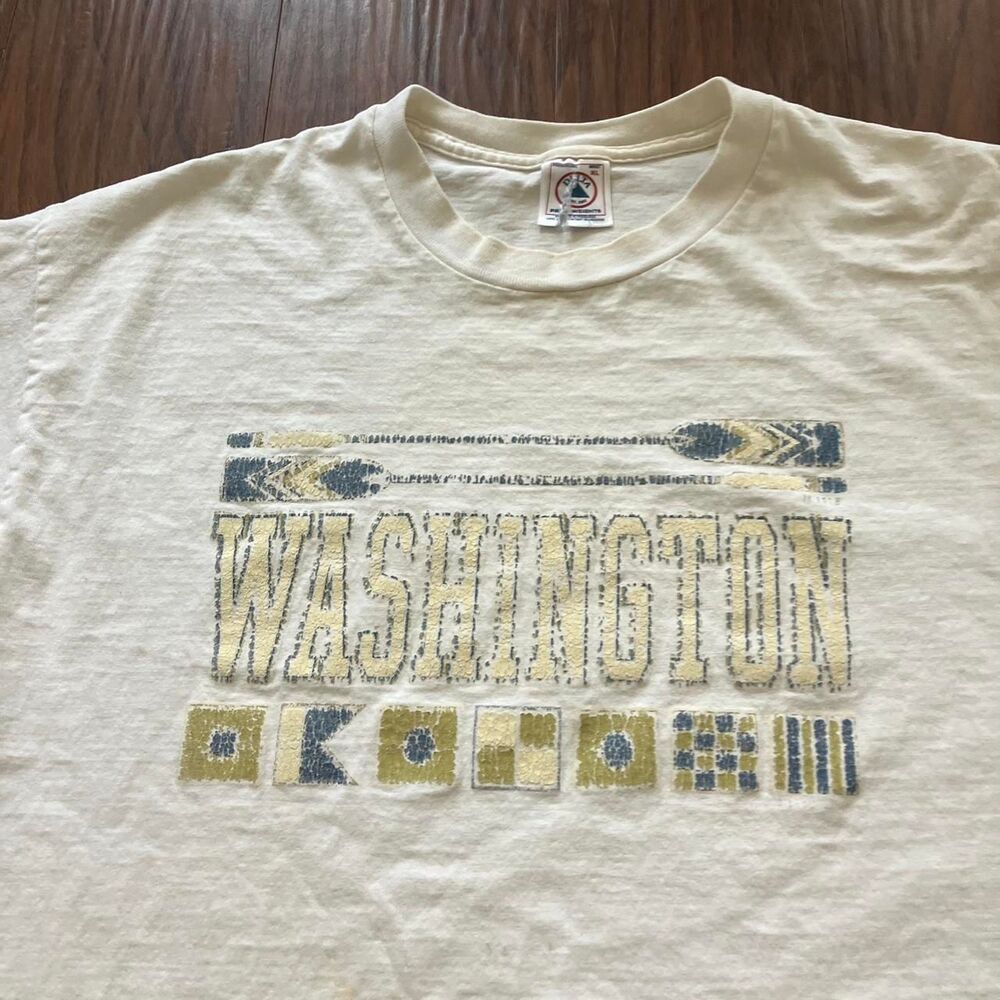 American-vintage Men's Cream and White T-shirt